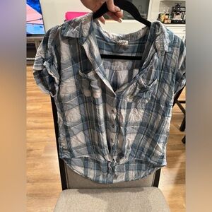 Short sleeve flannel shirt